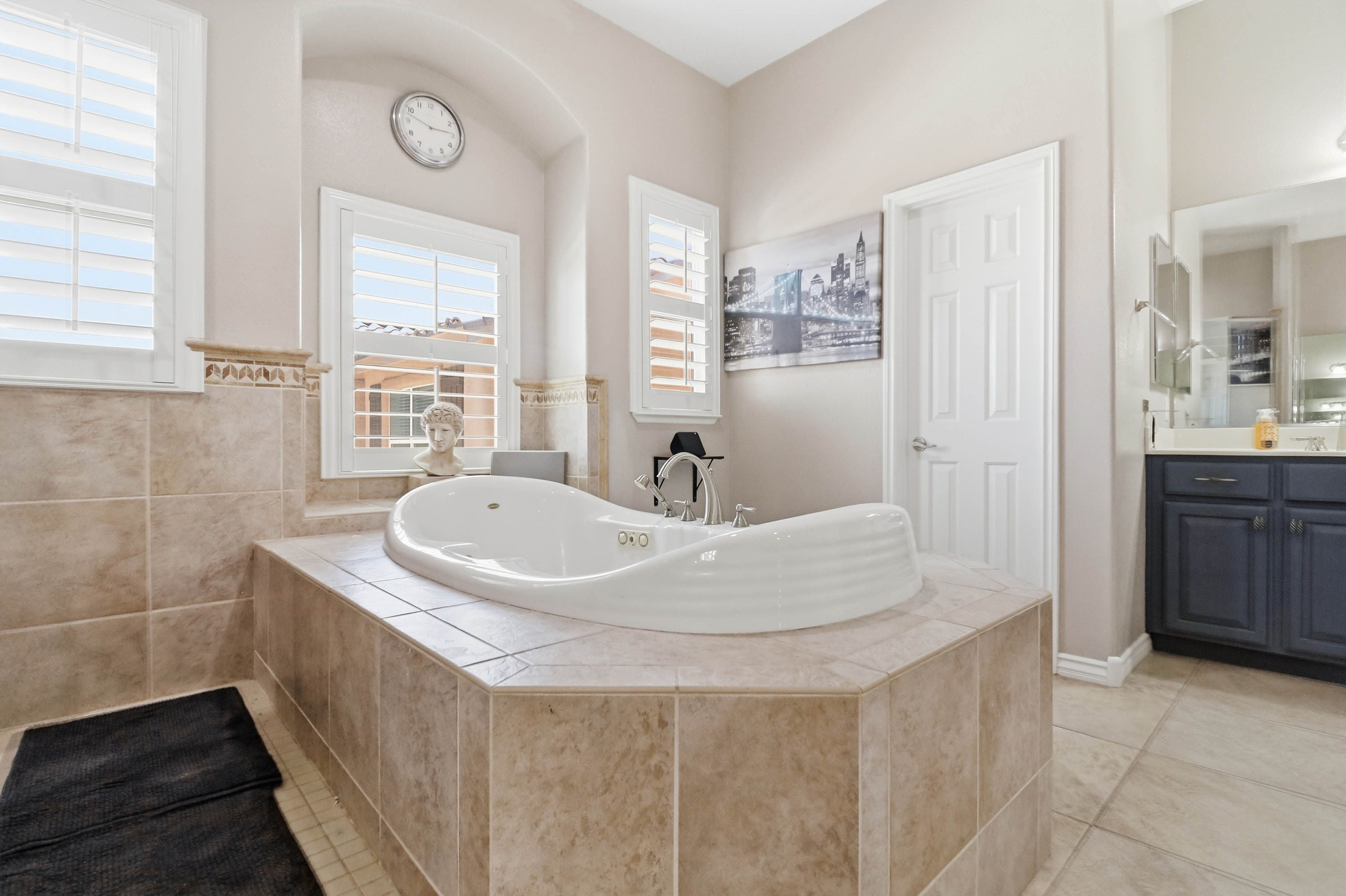 Additional bedroom or office suite at 9564 Trattoria Street with ensuite-style layout